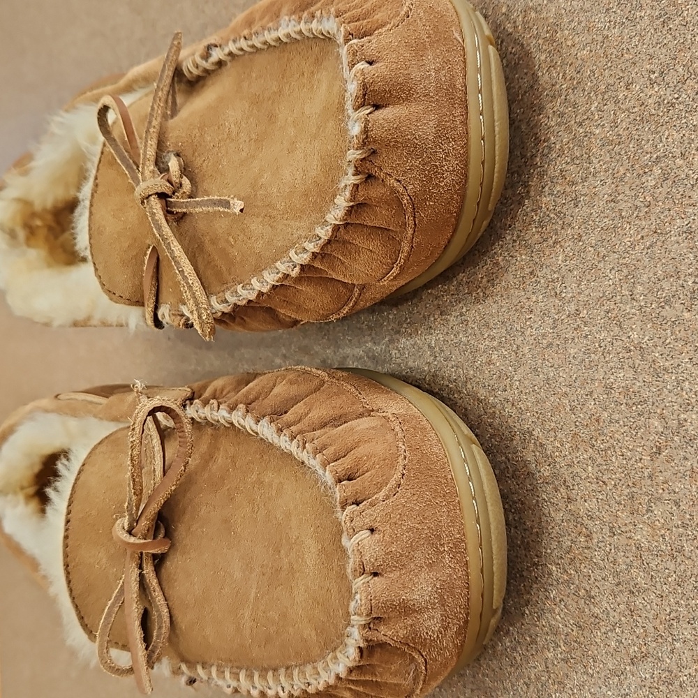 L.L. Bean Men's Brown Suede Slippers!!! - Picture 8 of 15